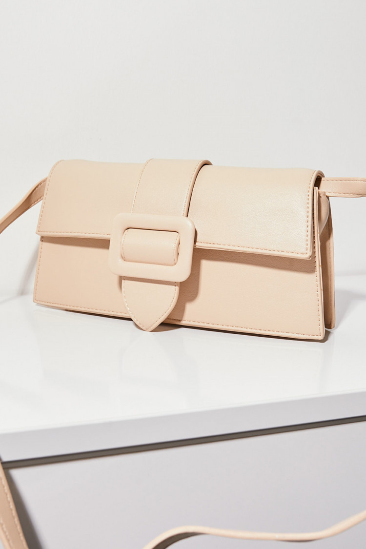 Sac à main beige à boucle ceinture