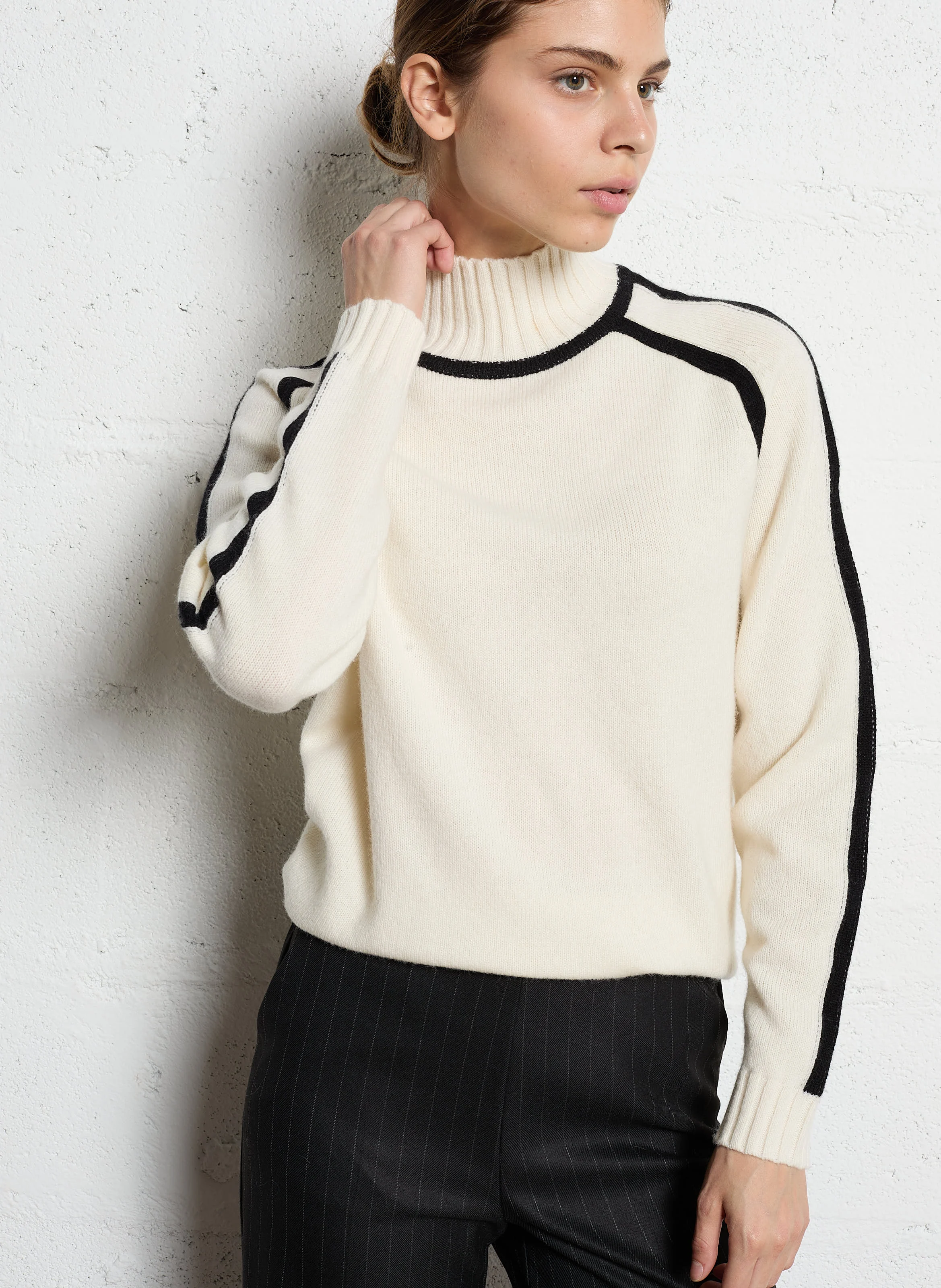 MINIKA - Pull droit col montant en laine | Blanc