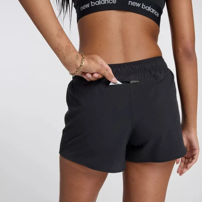 New Balance Dame Shorts RC Seamless 3 Inch Shorts Sort