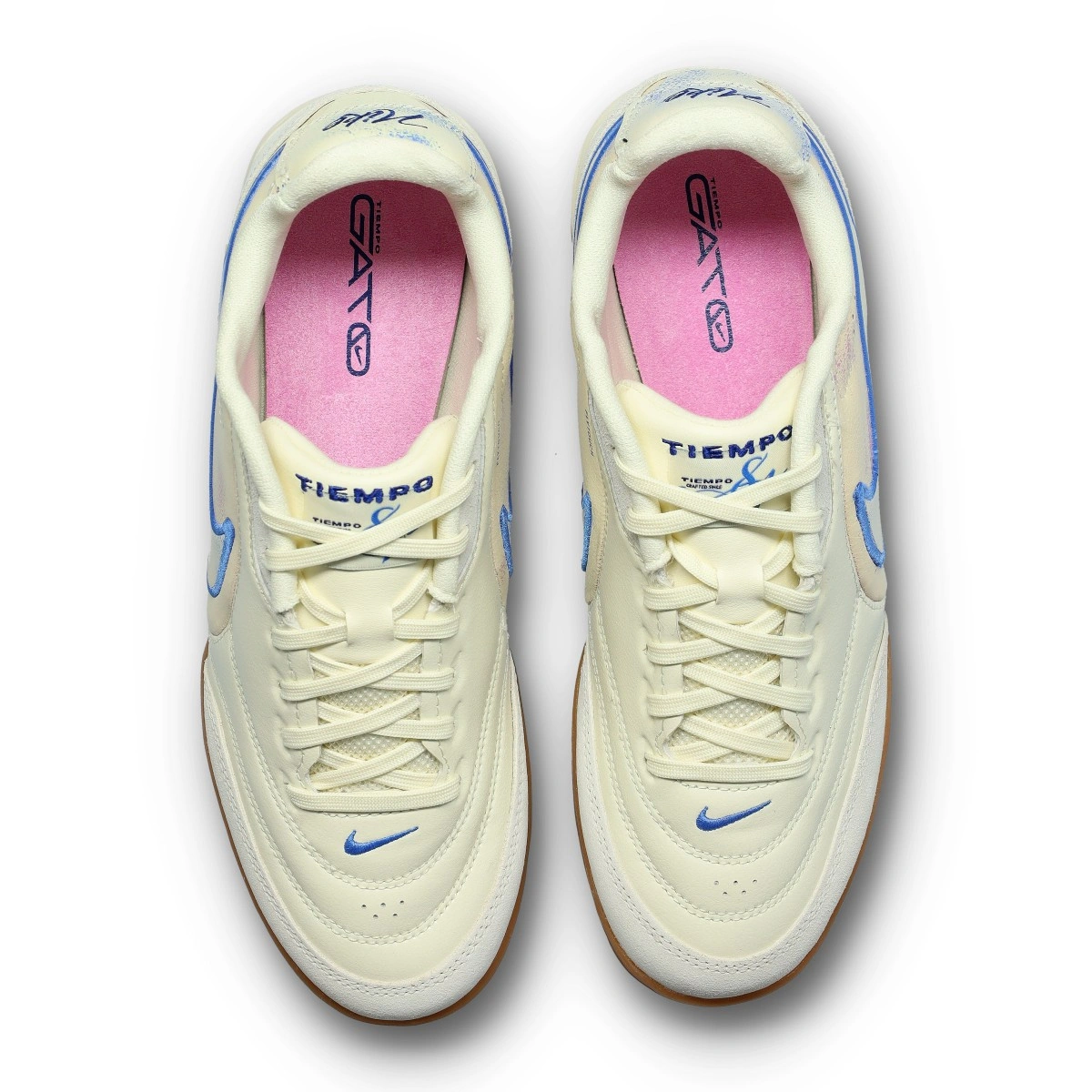 Sapatilha futsal Nike Tiempo Street Gato