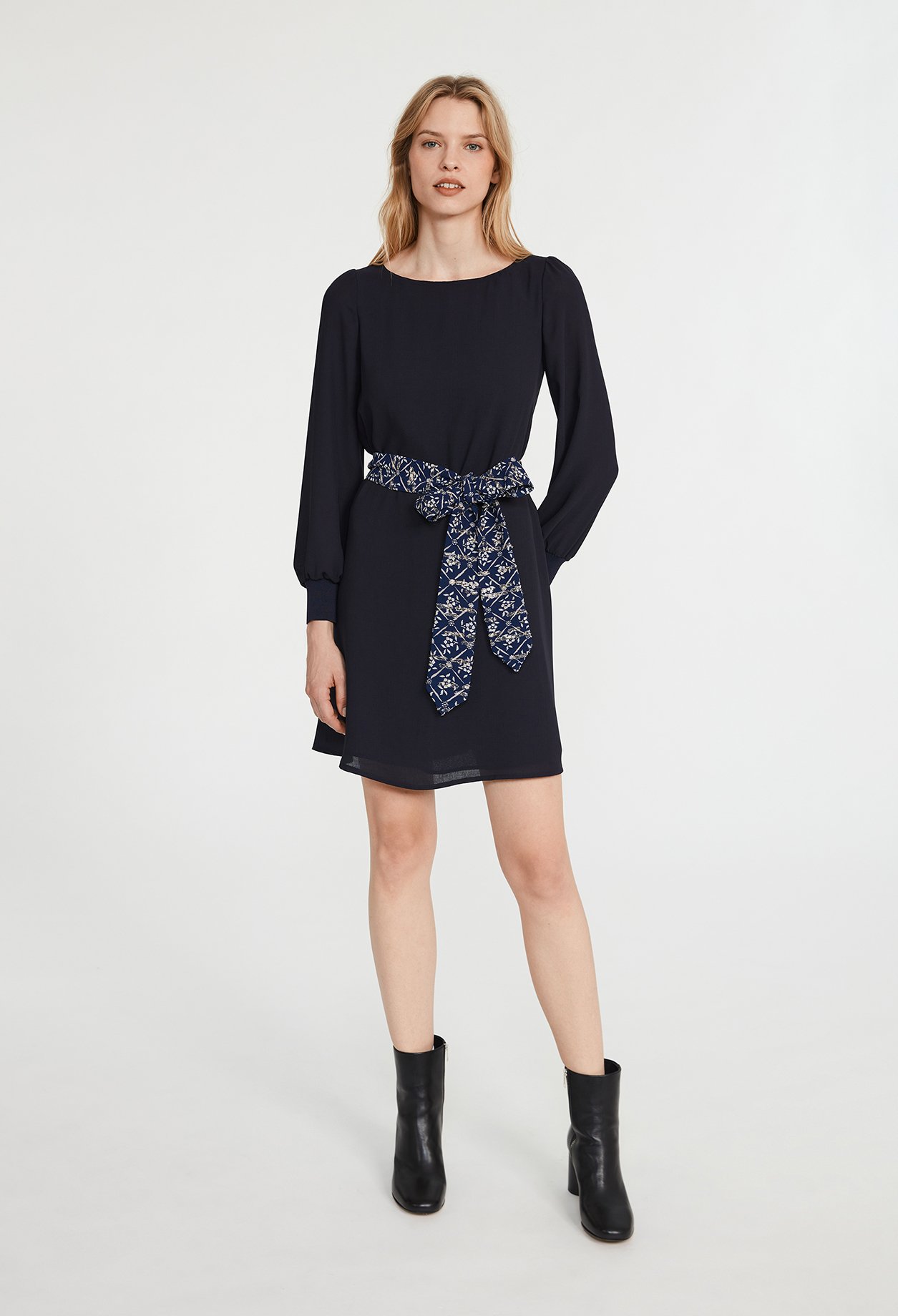 Robe ceinturee