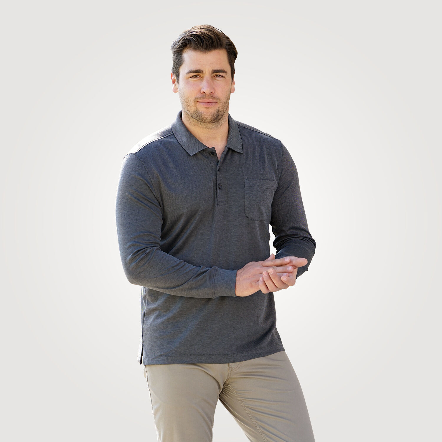 Herren-Poloshirt geknöpft mit langen Ärmeln