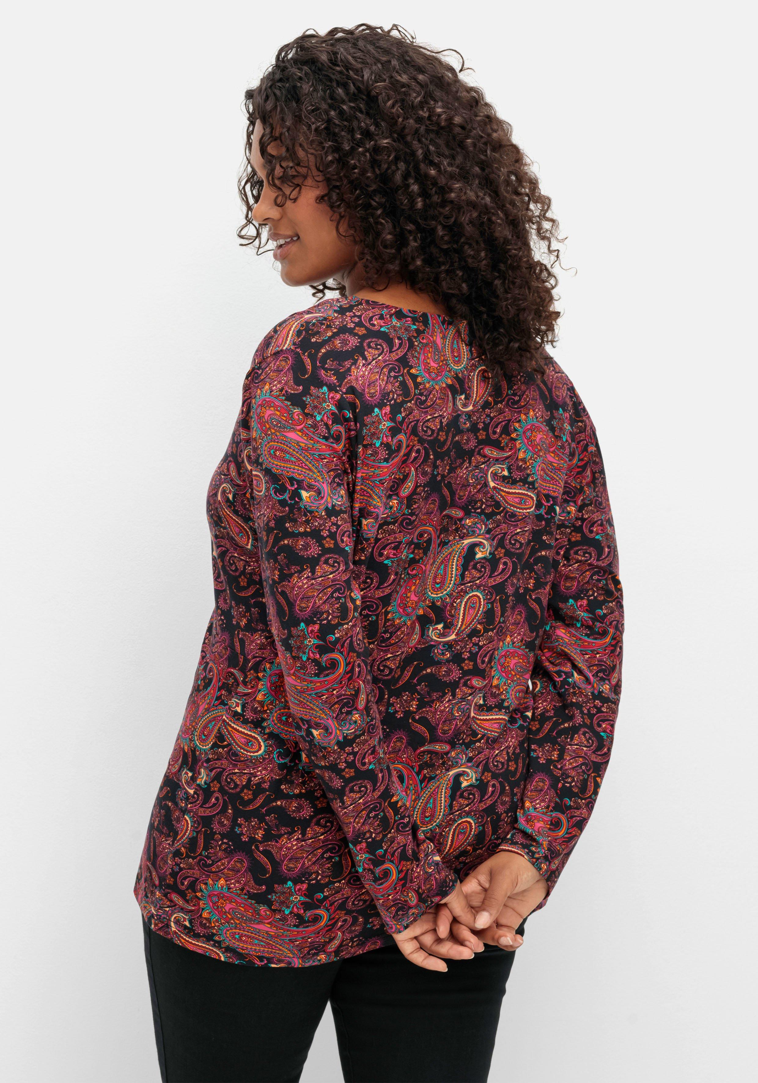 Langarmshirt in Wickeloptik, mit Paisleydruck