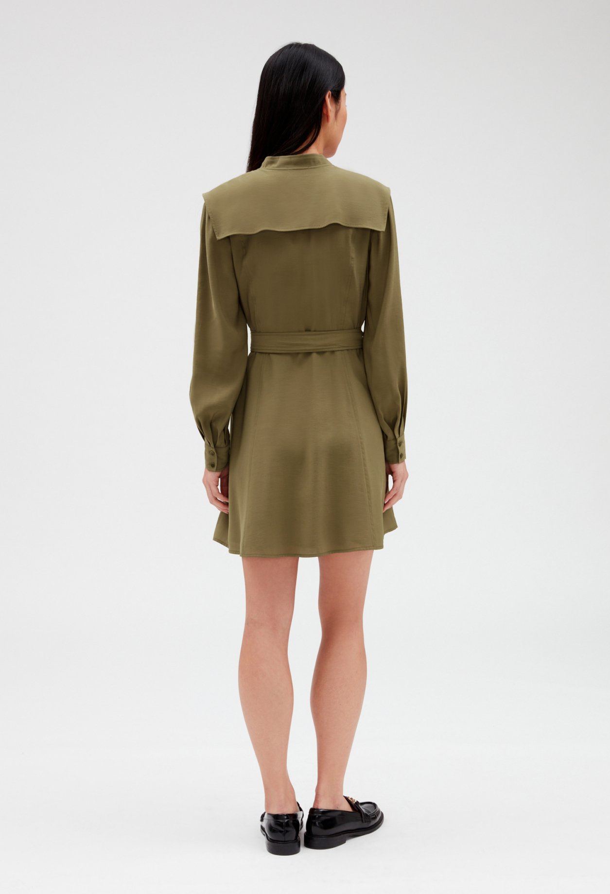 Robe courte &agrave; nouer kaki