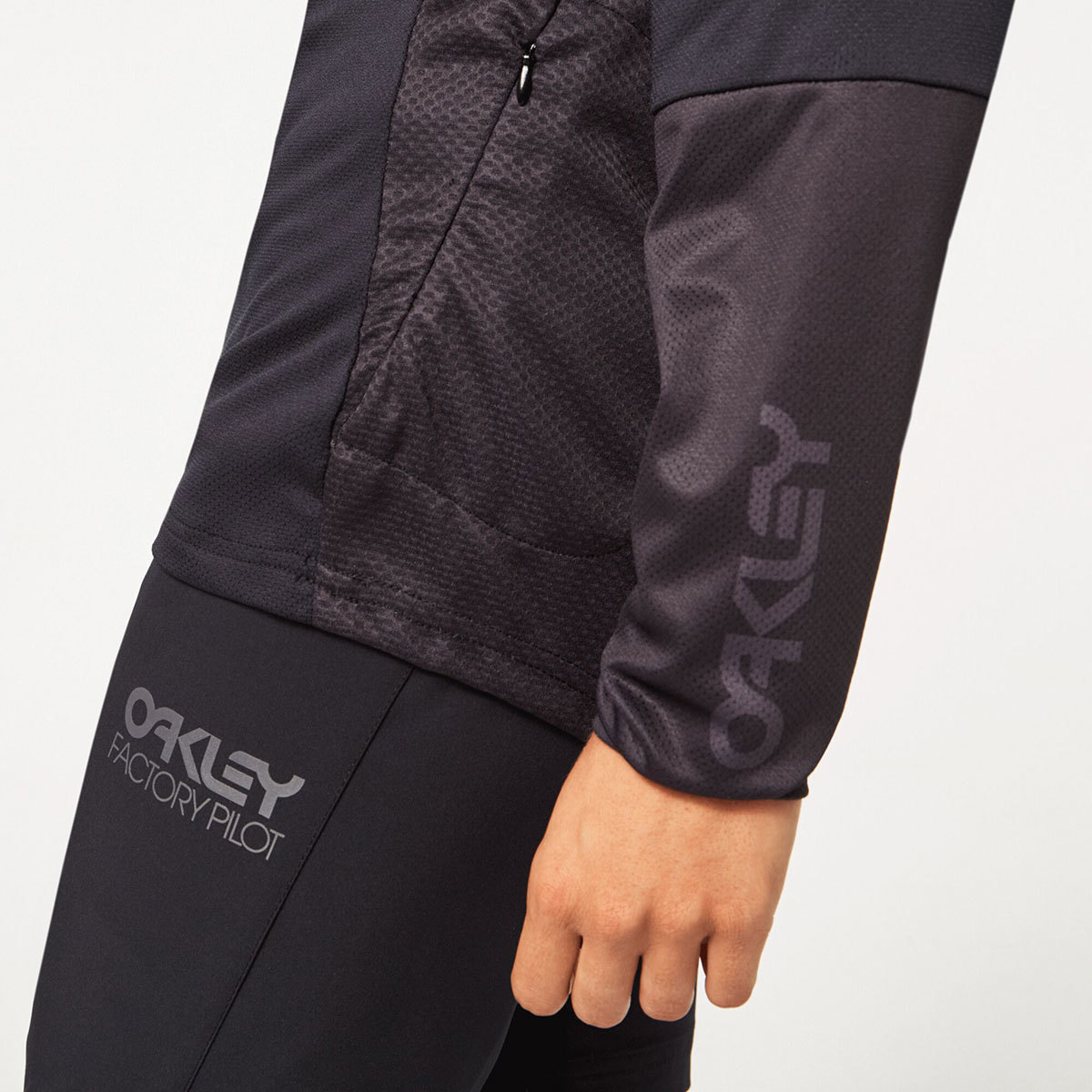 Oakley Factory Pilot II MTB Fietsshirt Lange Mouwen Zwart Dames