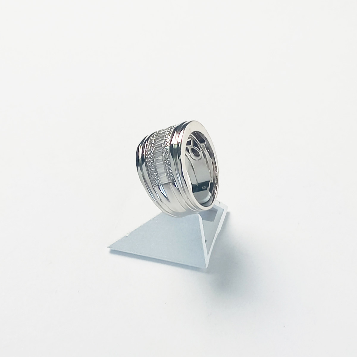 Bague d'occasion or 750 blanc diamants