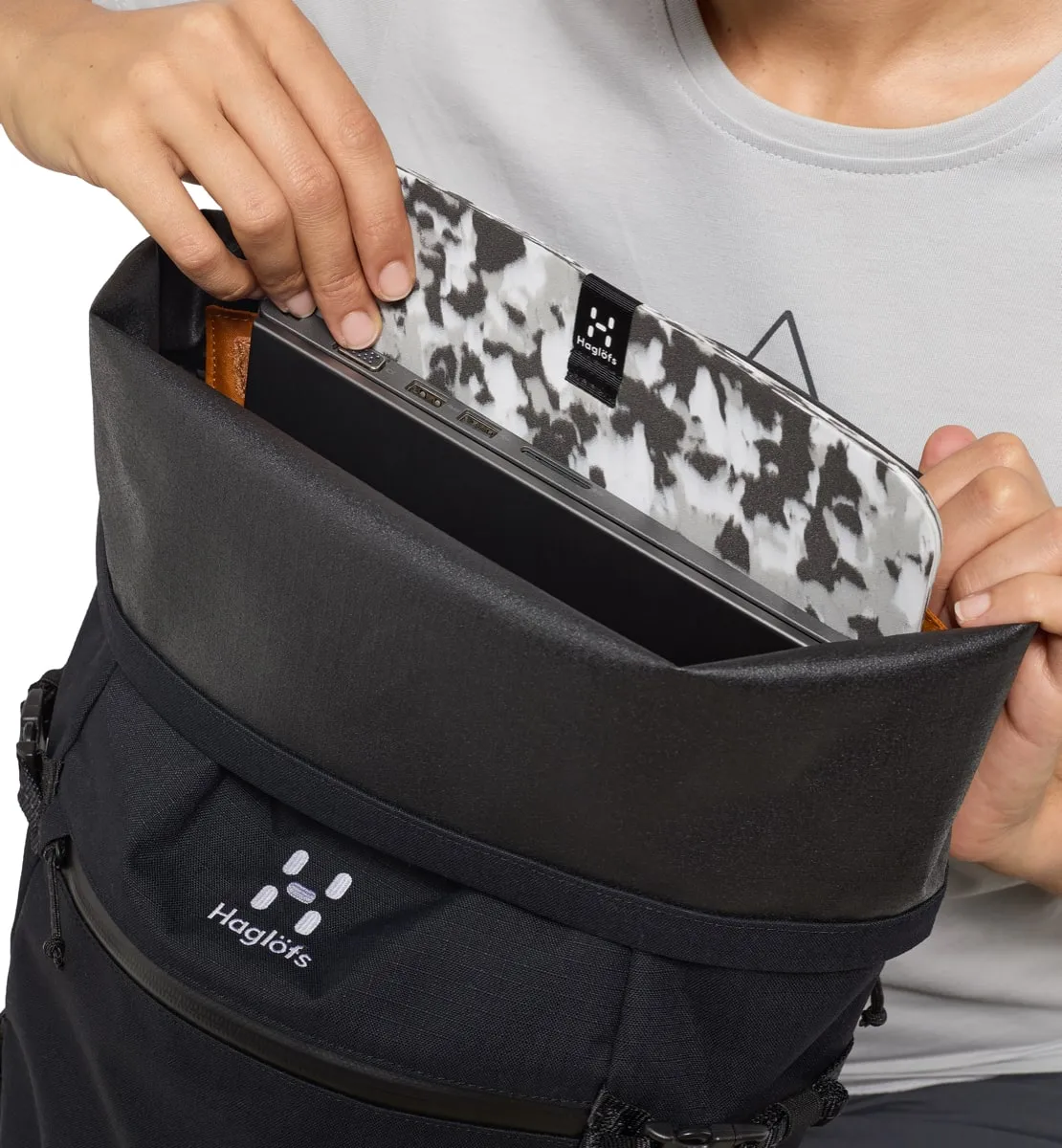 Haglöfs Ardos Rolltop 22 True Black