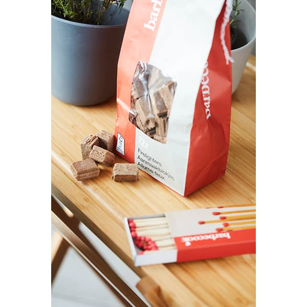 Set de 40 allumettes géantes et sachet de 72 allume-feux Barbecook