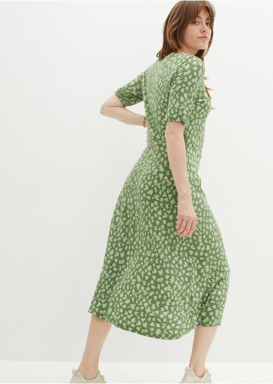 Robe midi en jersey style portefeuille, manches courtes