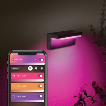 Philips Hue muurlamp Nyro zwart - wit en gekleurd licht 14W