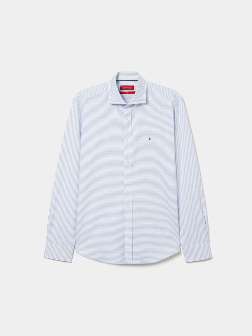 Camisa slim fit às riscas