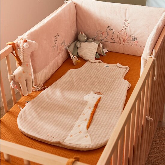 Tiga, Stegi & Ops Gigoteuse en Veloudoux Tiga   Beige        0-6 mois   de               Noukies