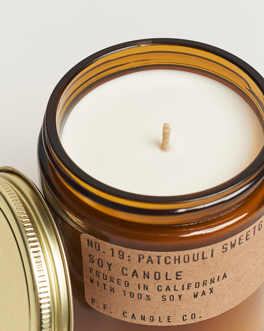 P.F. Candle Co. Soy Candle No. 19 Patchouli Sweetgrass 204g