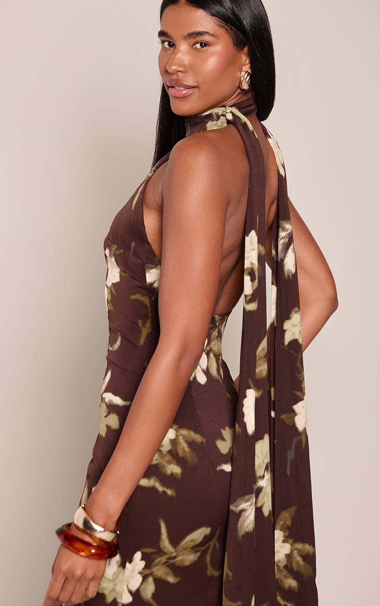 Chocolat Robe Longue Maxi À Imprimé Floral En Mousseline Avec Encolure Américaine