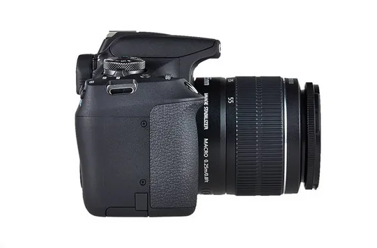 Canon EOS 2000D - Digitalkamera - SLR - 24.1 MP - APS-C - 1080p / 30 fps - 3x optisk zoom EF-S 18-55 mm IS STM og EF 50 mm f/1.8 STM objektiver - Wi-Fi, NFC