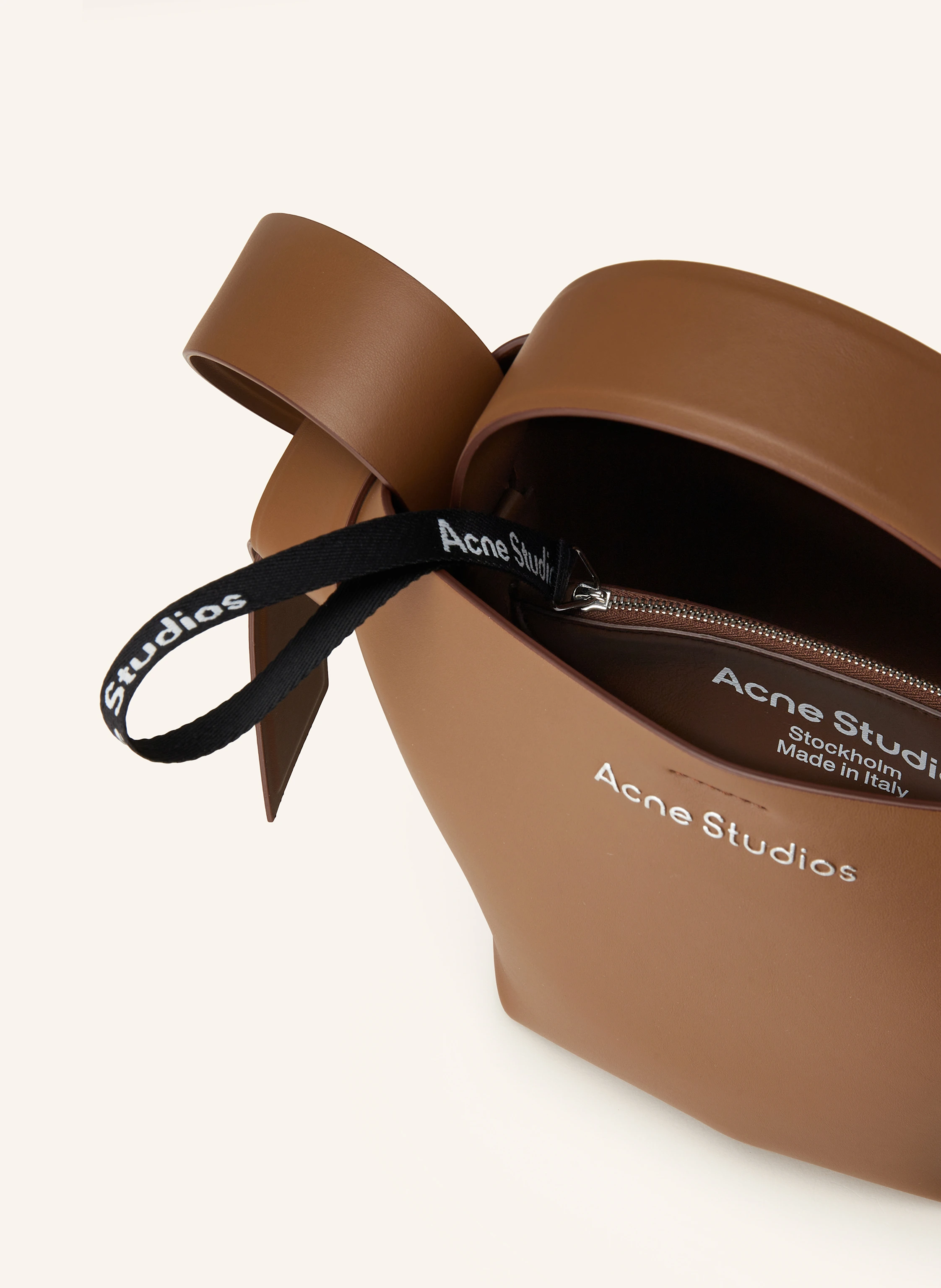 Acne Studios Umhängetasche