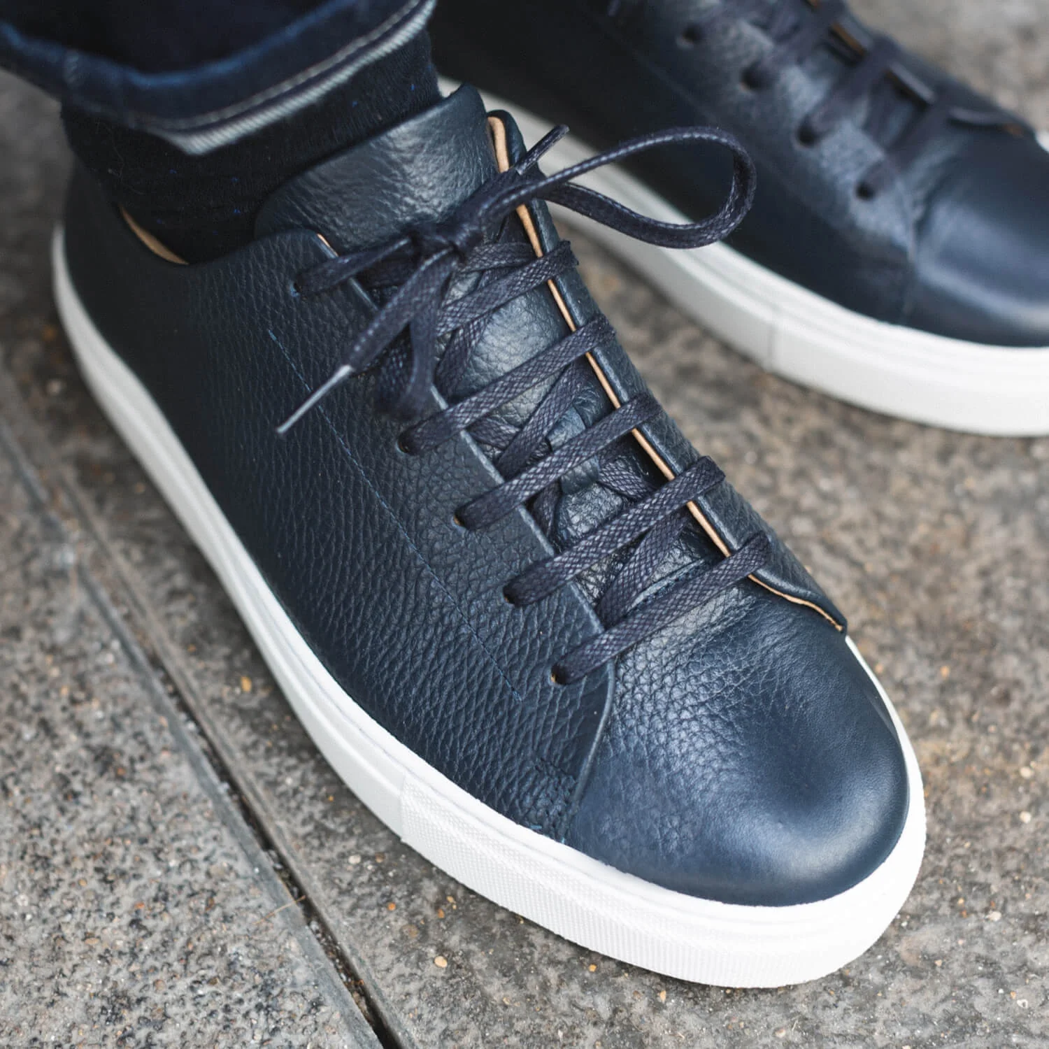 Kooper-Sneakers / Basket en cuir grainé marine
