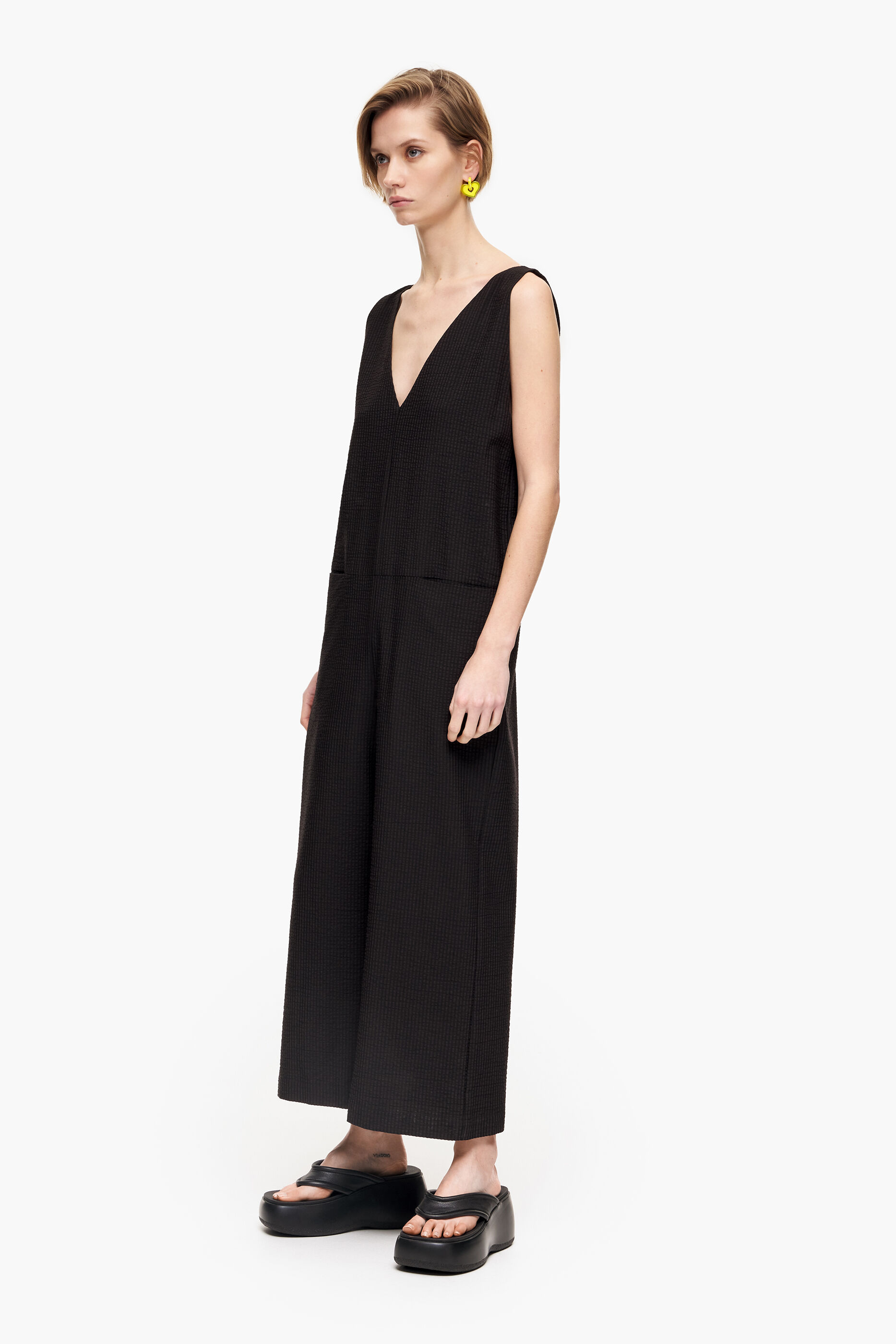macacão maxi preto