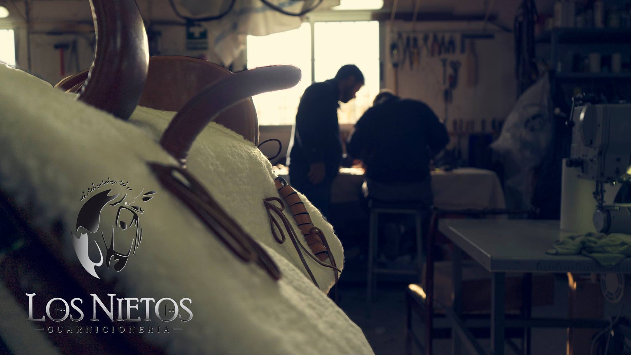 Calças de Montaria Clássicas (Infantil) | Jeans Claro | Equipamento para Cavalos | Selaria Los Nietos | Tradição Artesanal