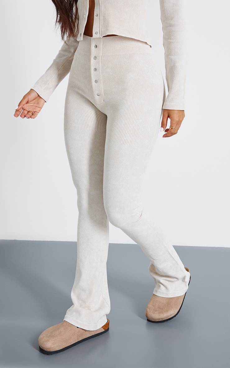 Crème Legging Évasé Côtelé Ajusté À Détails Boutons Petite