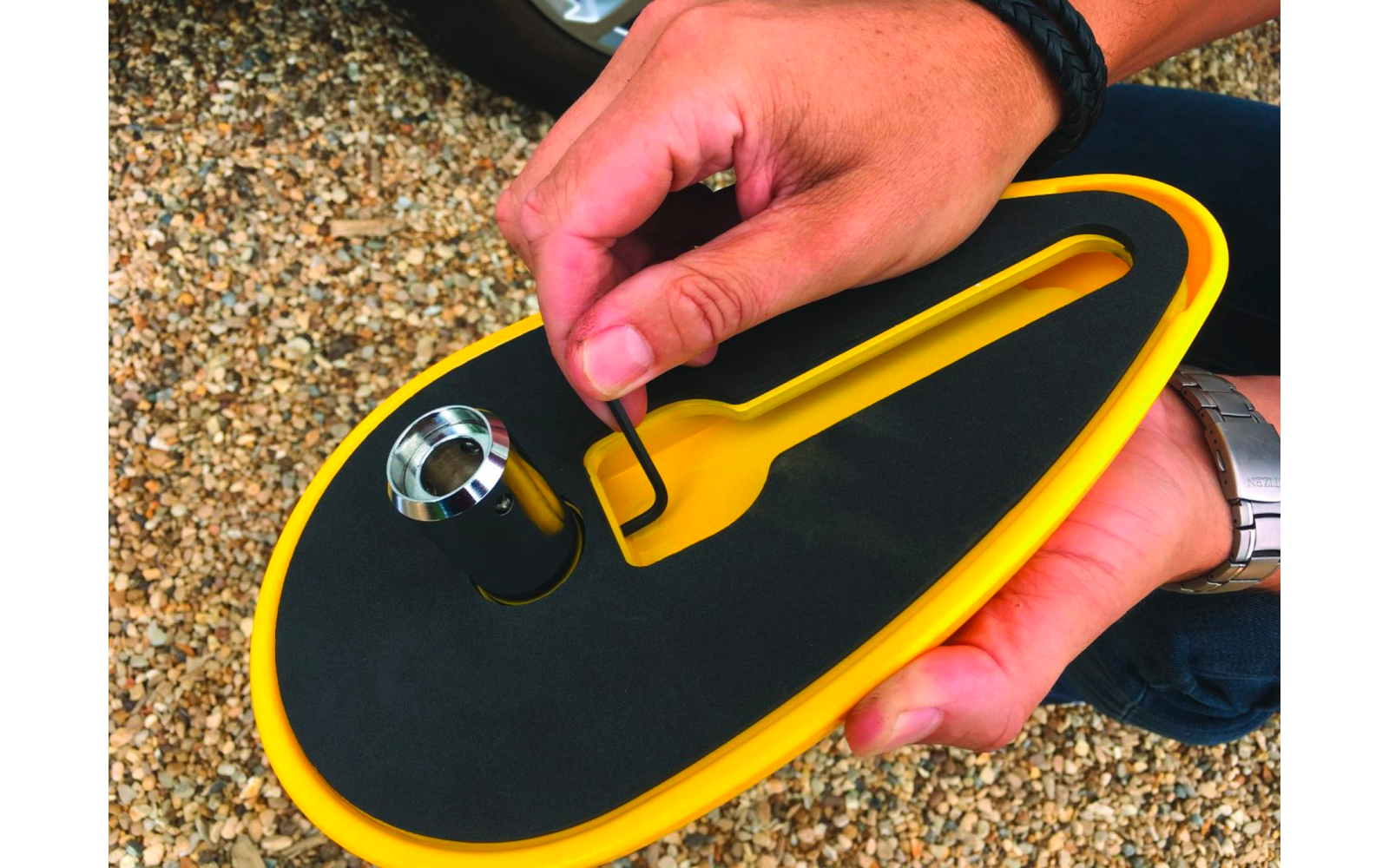 Milenco Wraith 2 Motorhome Wheel Lock - Sold Secure Gold