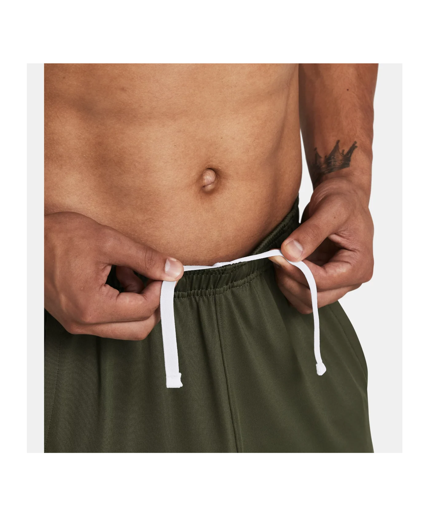 Under Armour Trainingshose Grün F390