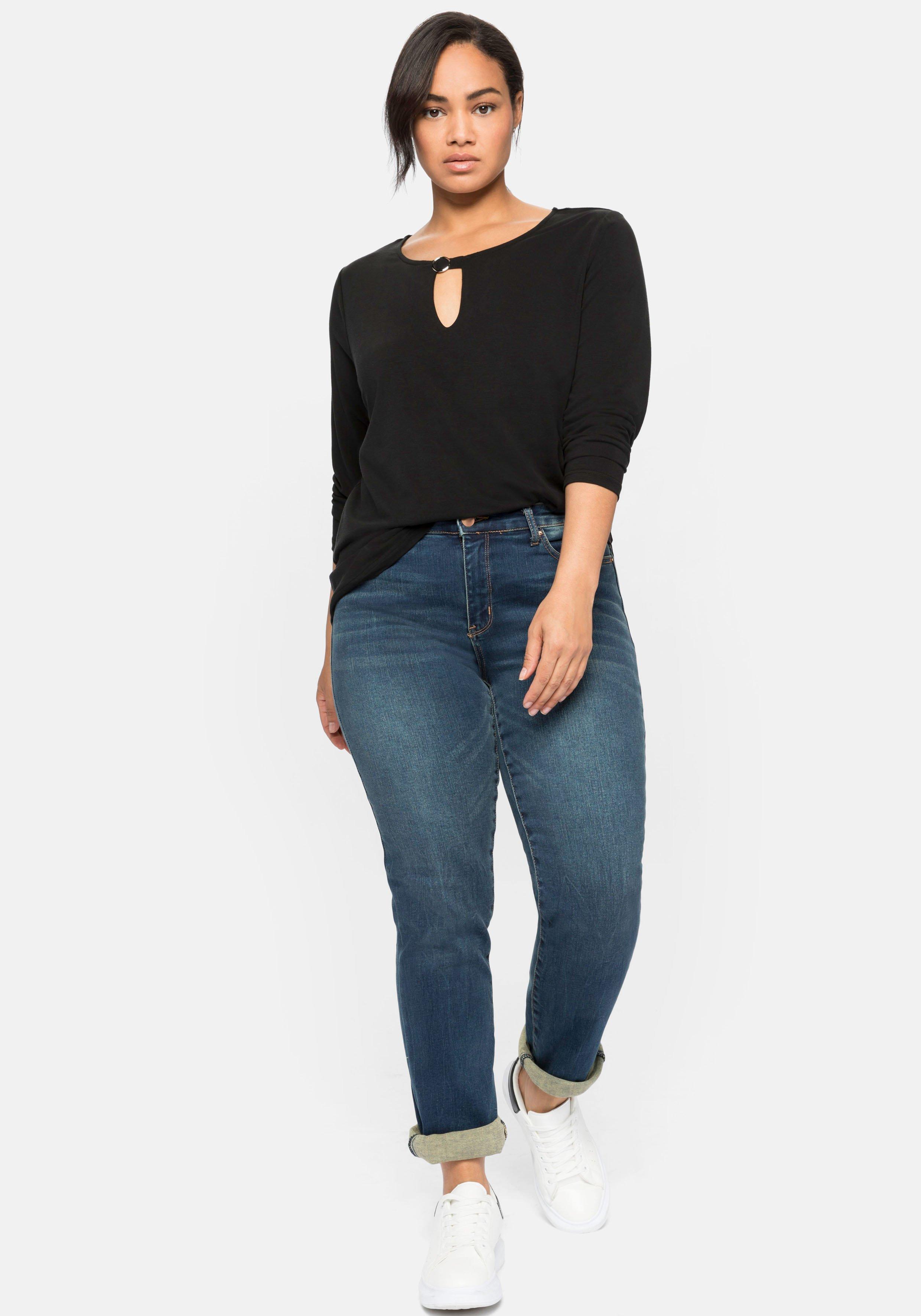 Langarmshirt mit Cut-out und Zierschnalle