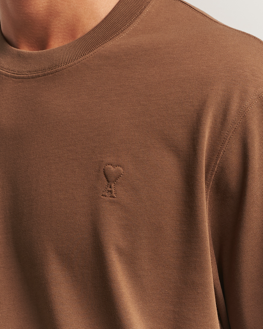 AMI Tonal Heart Logo T-Shirt Noisette