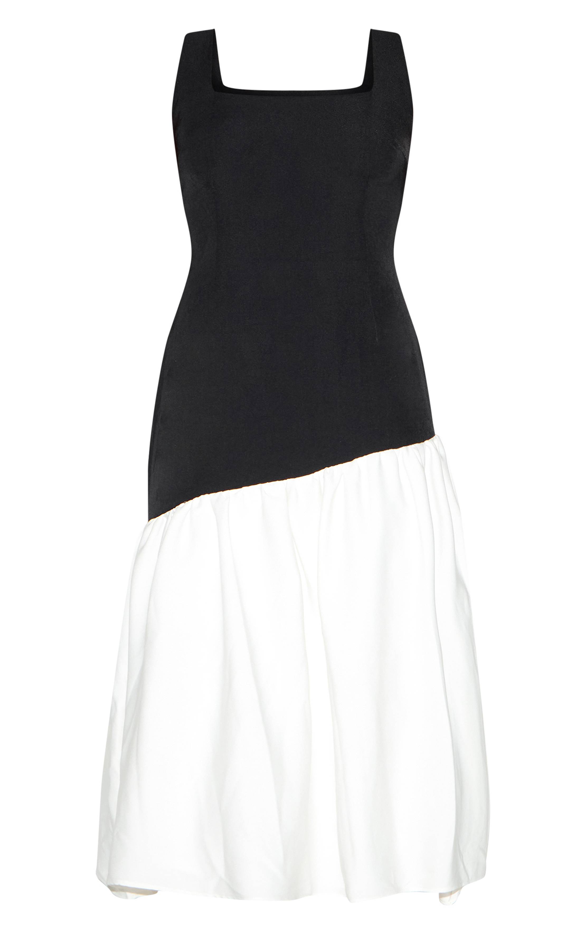 Monochrome Robe Midaxi Grande Taille À Encolure Carrée Et Ourlet Plissé Contrasté