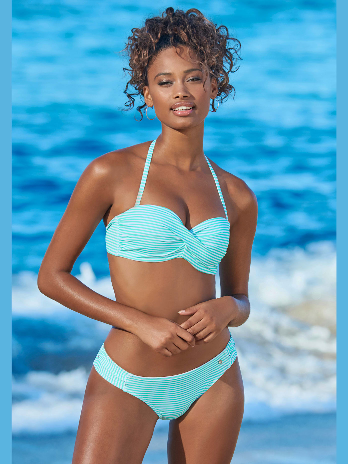 Maillot de bain bandeau à armatures motif rayé marin