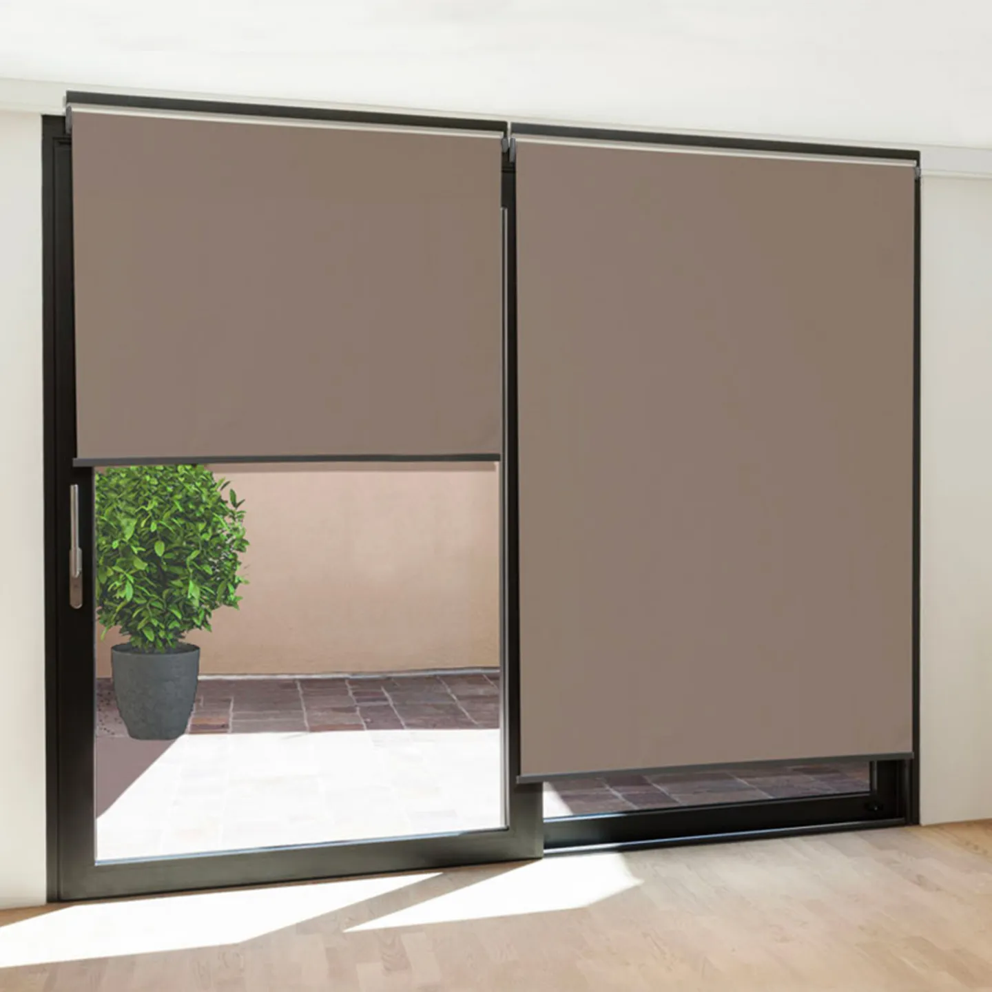 Lot de 3 stores enrouleurs L.124 x H. 225 CM pour pergola taupe