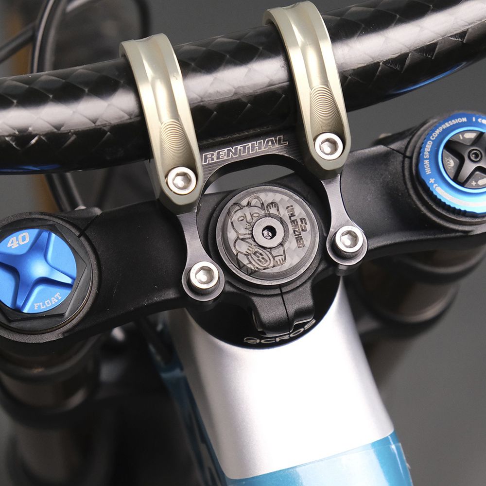 Unleazhed Unloose CF01 Top Cap Carbon Ahead Kappe kaufen | Bike-Discount