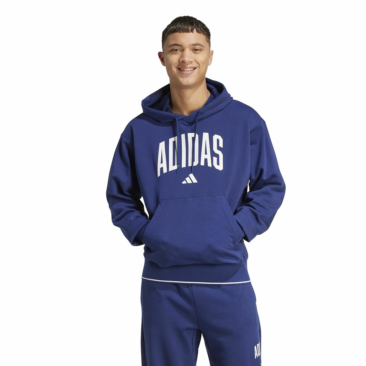 ROUPAS ESPORTIVAS ADIDAS<br>Moletom com capuz para estudantes