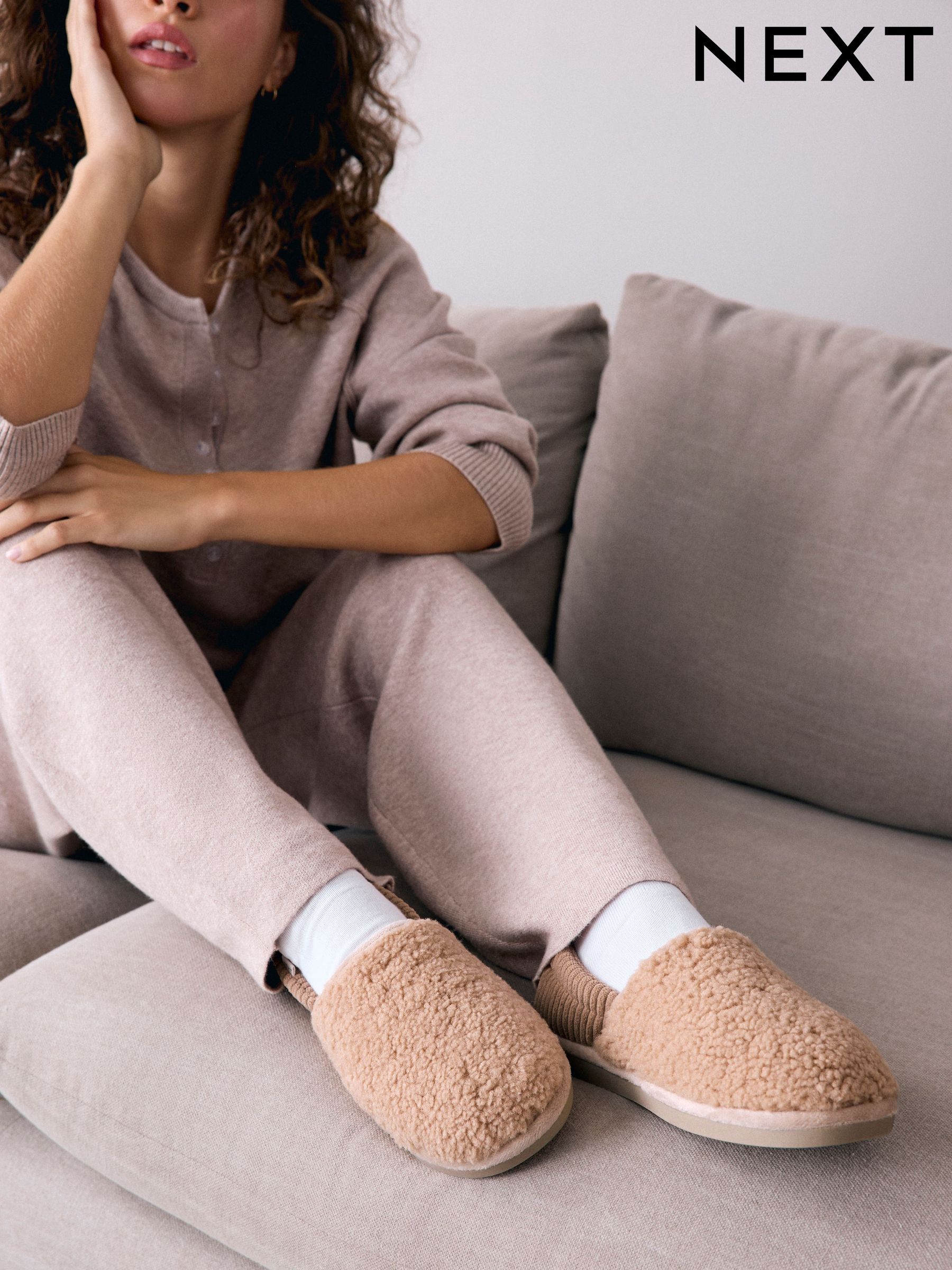 Neutraal - Borg Lined Shoot Slippers