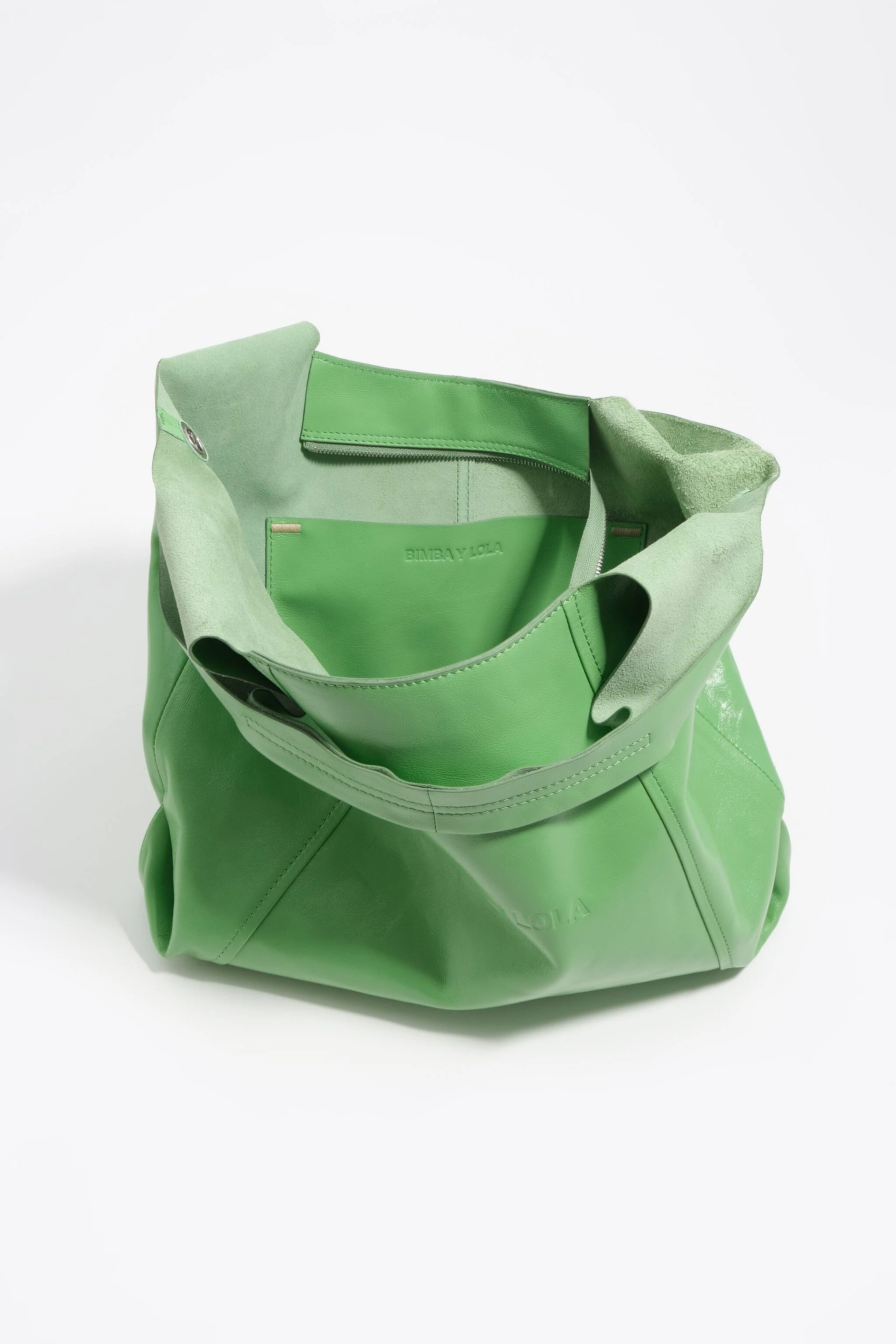 Bolsa transversal Paper de tamanho médio em couro esmeralda