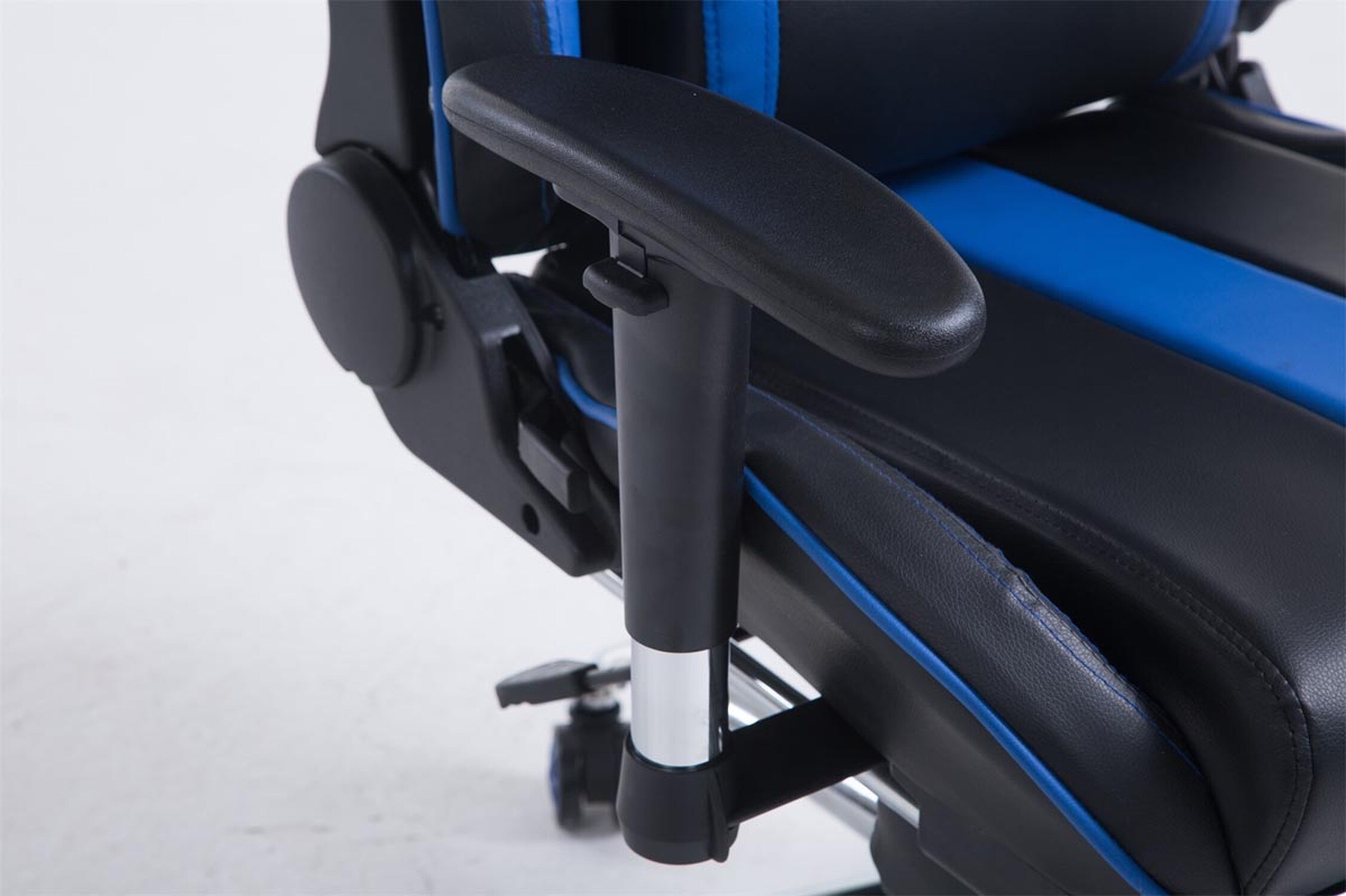 TPFLiving Racing Bürostuhl Limitless mit FußablageSchwarz/Blau