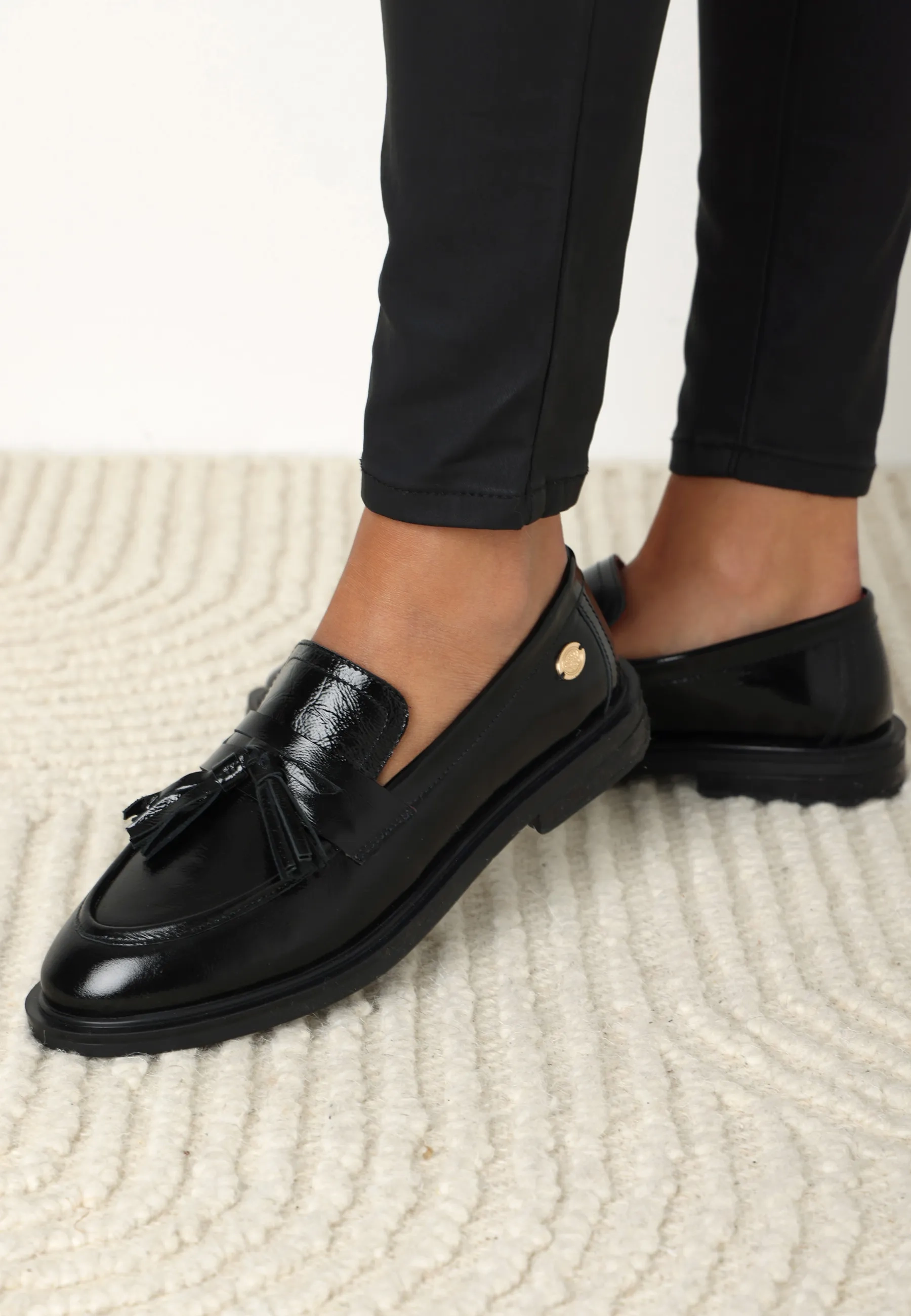 FAIRY MOCCY Loafer Wrinkle Patent Black