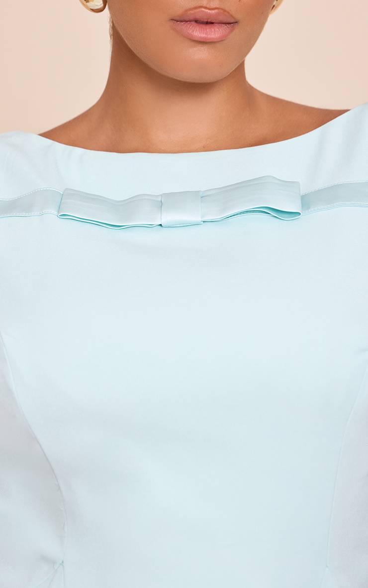 Iced Mint Robe Évasée Ajustée Avec Détail Nœud