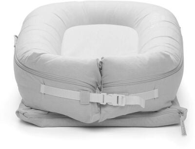 DockATot Deluxe+ Babynest, Fog Grey Chambray