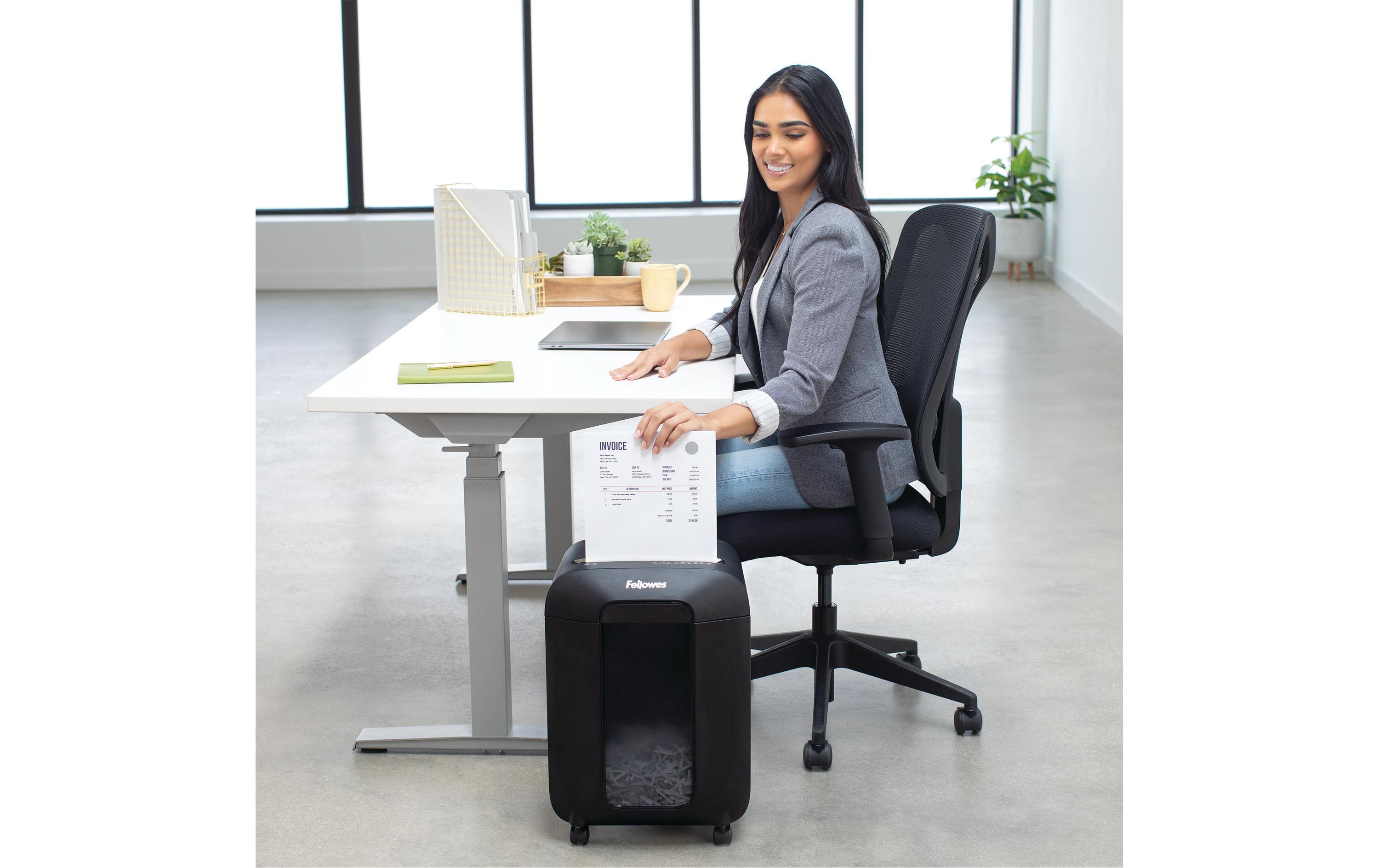 Aktenvernichter Powershred LX85 P-4, 12 Seiten<br>Aktenvernichter LX85 für einen Nutzer