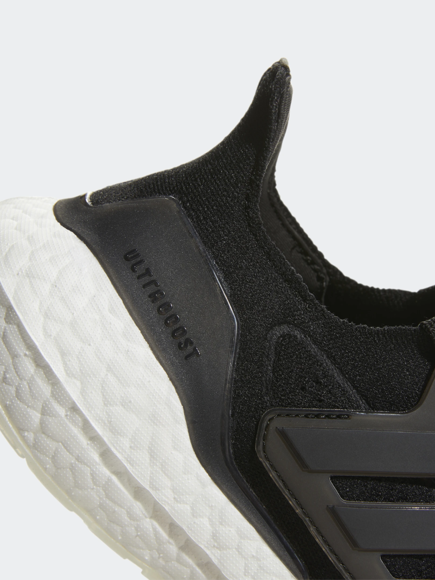 UltraBoost 21