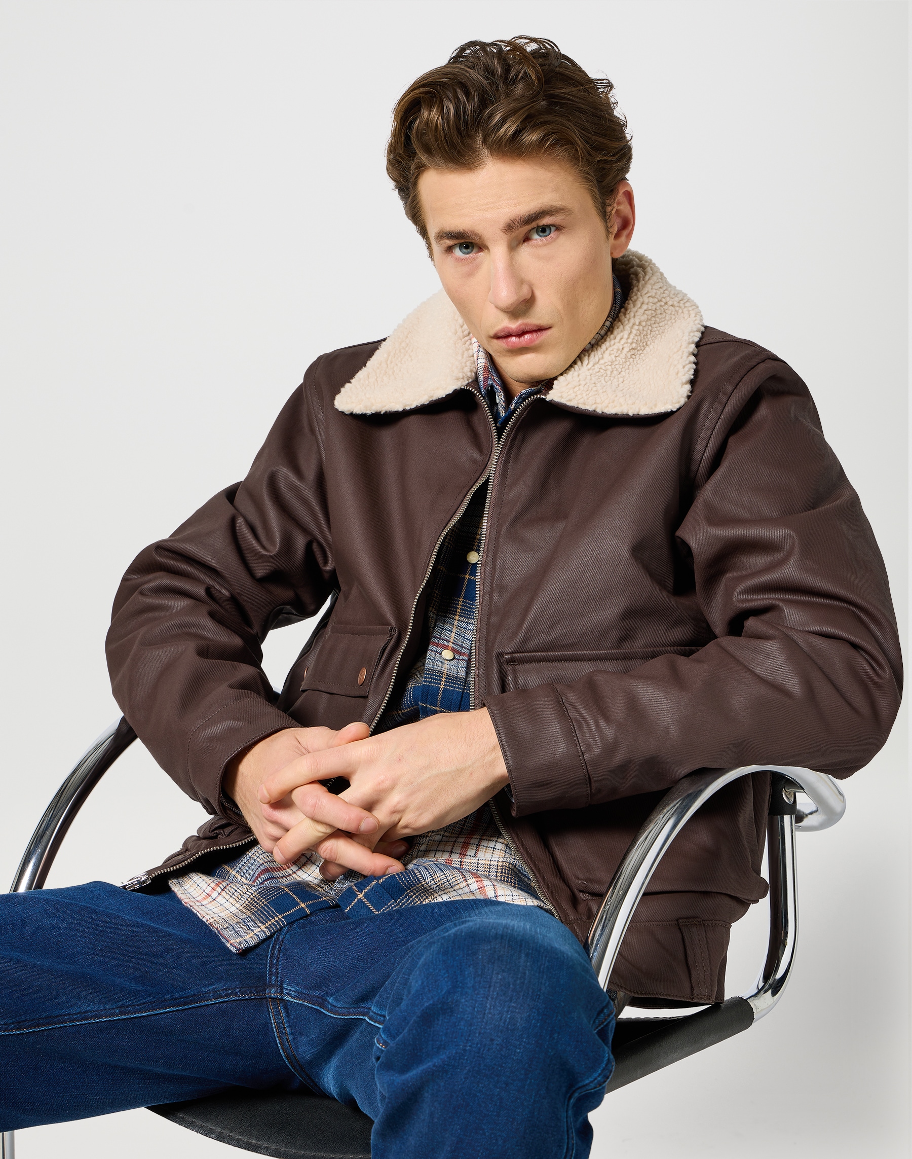 Wrangler Lederjacke »WRANGLER AVIATOR« mit Gürtelschlaufen am Saum