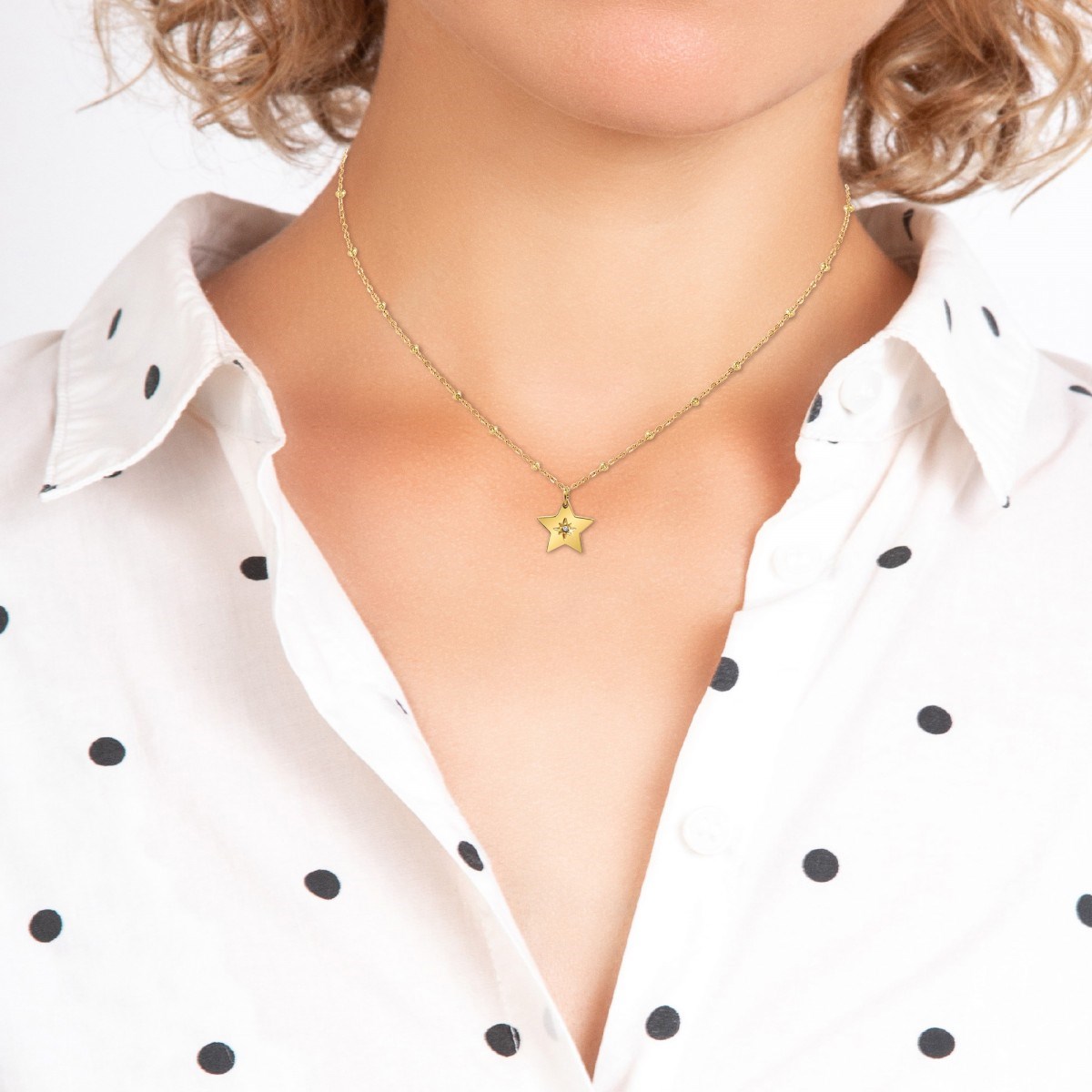 Collier étoile par SC Bohème orné d'un véritable diamant blanc