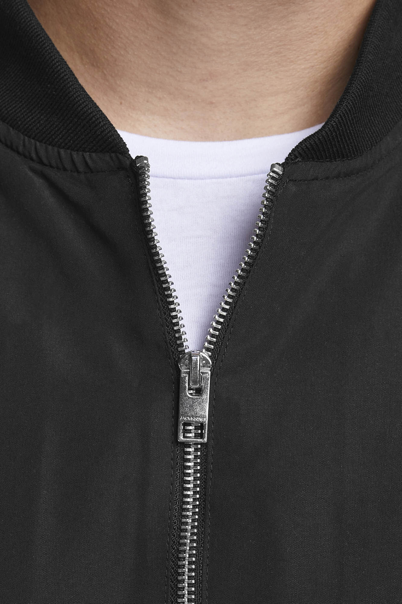 Jaqueta bomber leve PLUS
