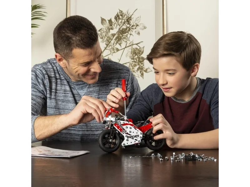 Meccano Ducati Moto GP Vehicle