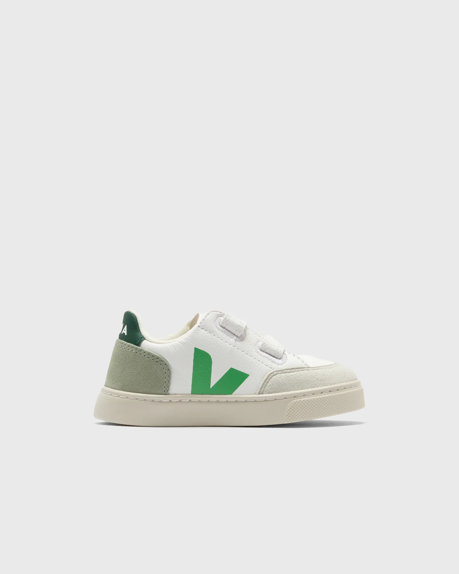 Veja SMALL V-12 CHFREE