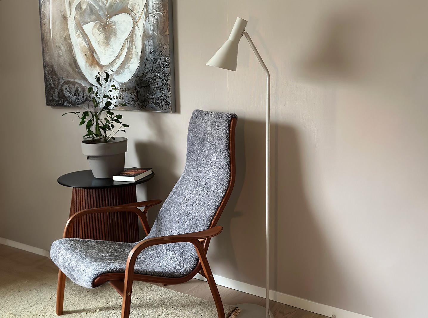 Ceres gulvlampe Sandfarget med ledning og bryter E27 max 40W