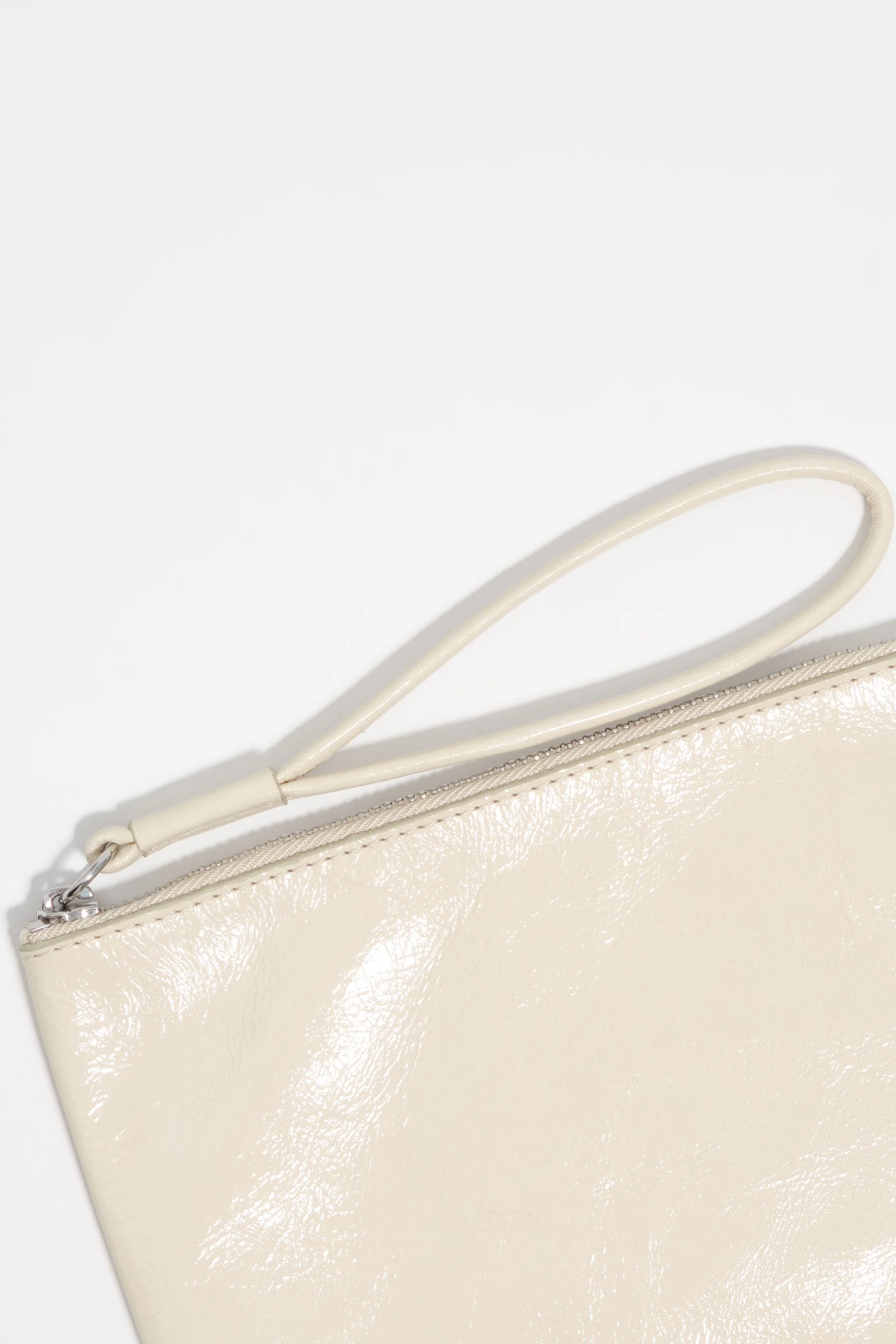 Bolsa de couro tamanho médio na cor marfim