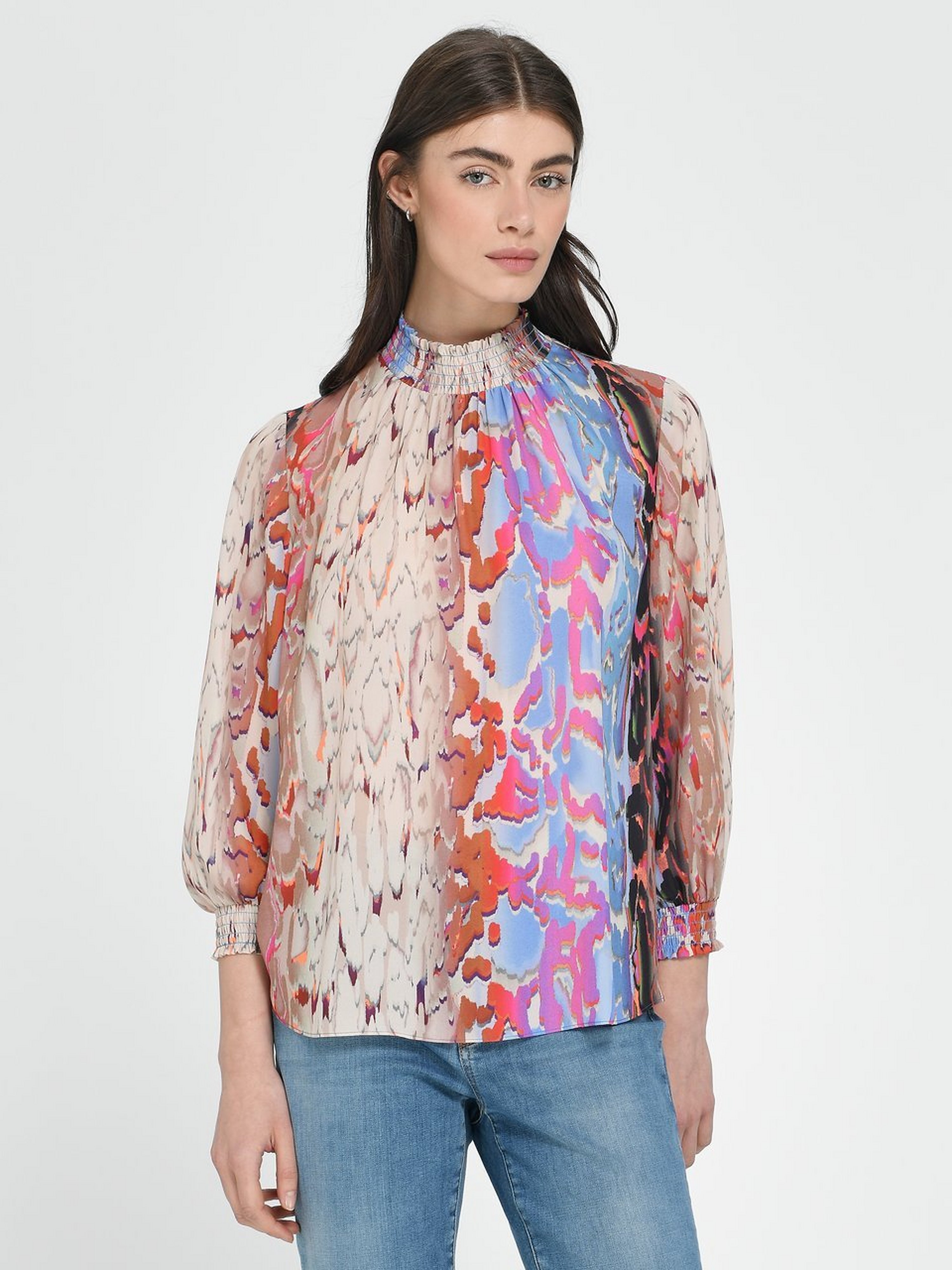 Bluse mit Stehkragen