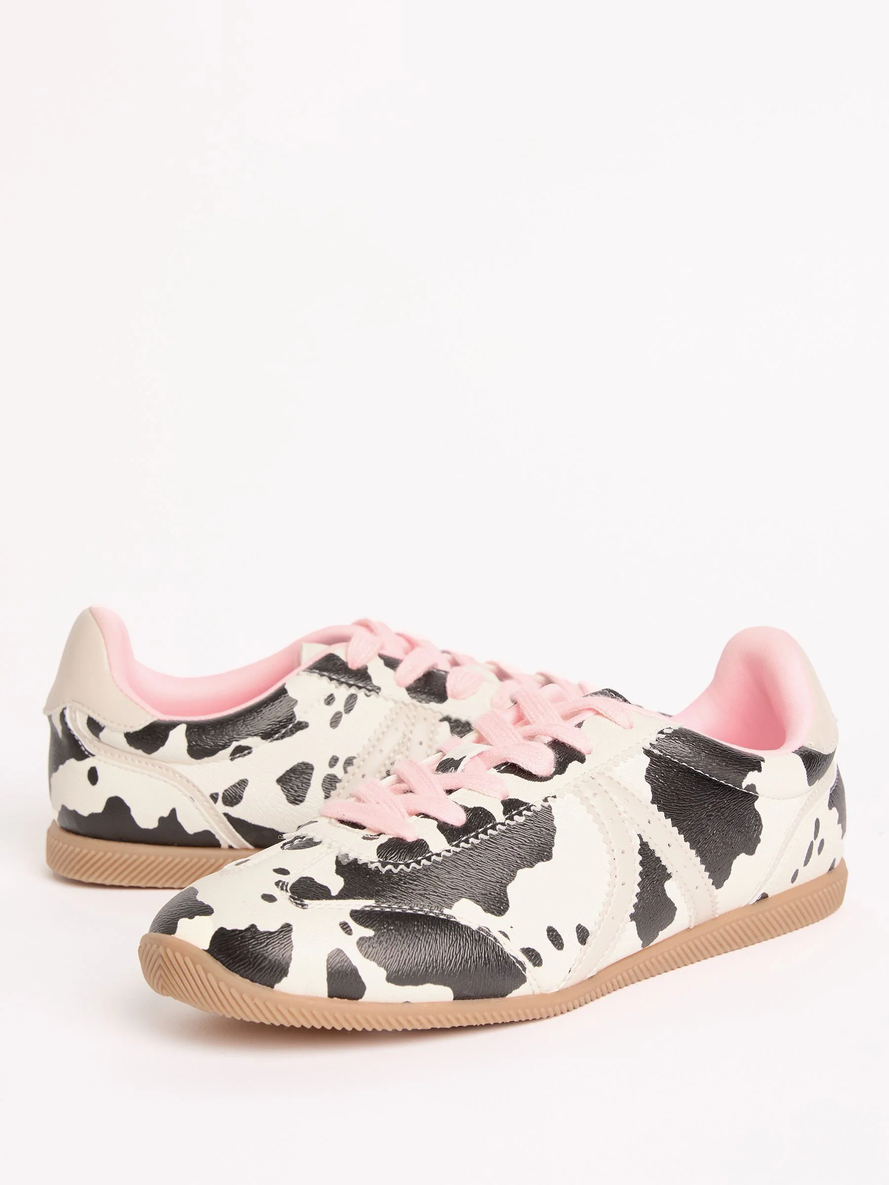Koeienprint - Friends Like These Slim Runner Lace-Up Retro Gumsole Sports Trainers